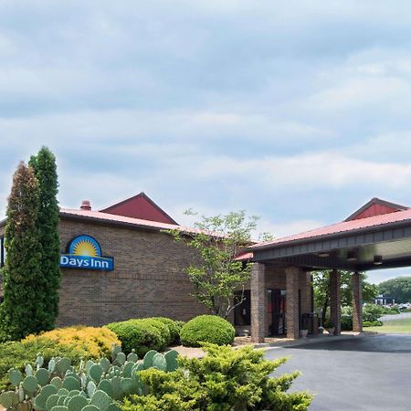 Days Inn By Wyndham Форт Пейн Екстериор снимка
